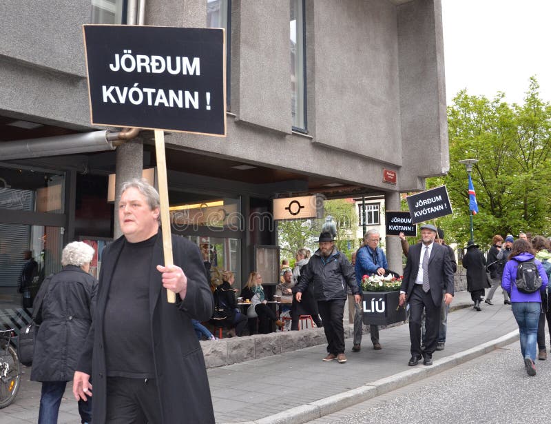 De protesteerders van de onafhankelijkheidsdag, Reykjavik stock afbeelding