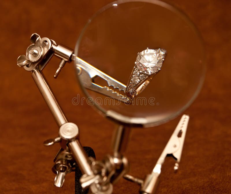 De Reparatie van de Ring van Engagment royalty-vrije stock foto De Reparatie van de Ring van Engagment royalty-vrije stock foto