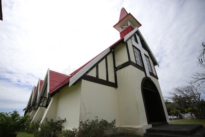 De Rode Kerk is een beroemde aantrekkelijkheid in Mauritius Vele sterhuwelijken zullen hier worden gehouden Het rode plafond is d royalty-vrije stock afbeeldingen De Rode Kerk is een beroemde aantrekkelijkheid in Mauritius Vele sterhuwelijken zullen hier worden gehouden Het rode plafond is d royalty-vrije stock afbeeldingen