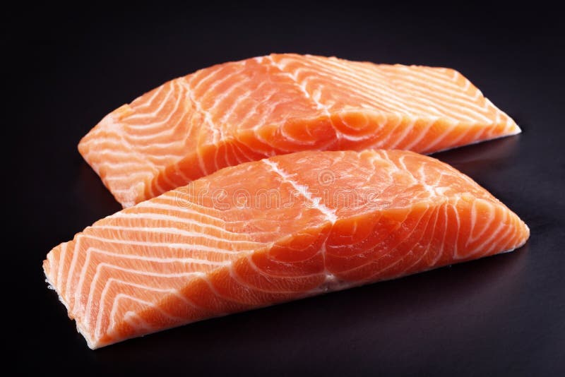 De ruwe Lapjes vlees van de Zalm royalty-vrije stock foto's De ruwe Lapjes vlees van de Zalm royalty-vrije stock foto's