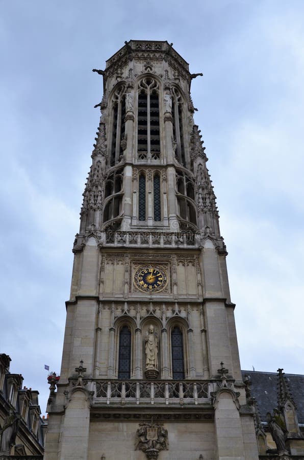 De saint jacques tower in parijs frankrijk stock afbeelding