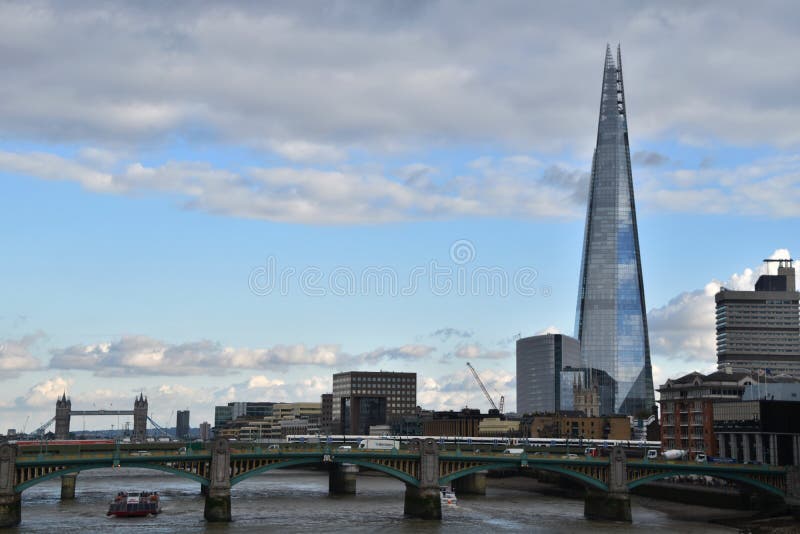 The Shard moderne architectuur Londen royalty-vrije stock afbeeldingen