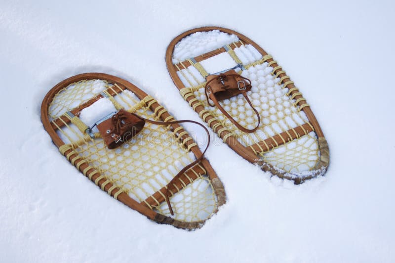 zakdoek walgelijk Vertrek De schoenen van de sneeuw stock foto. Image of lopen, toestel - 1820996