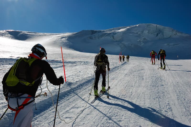 De ski-alpinisme concurrentie