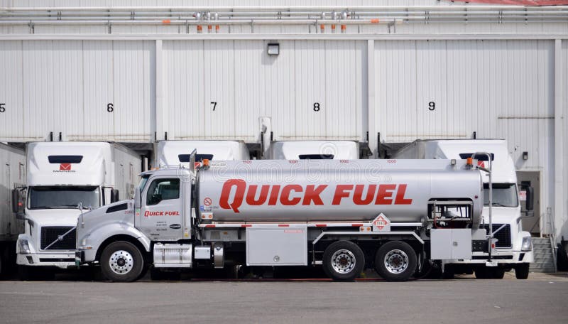 De snelle Vrachtwagen van het Brandstofgas