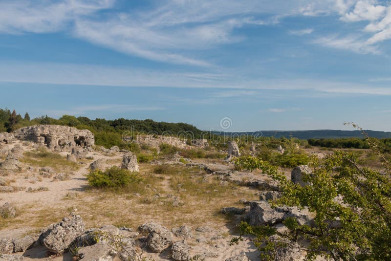 De Steenwoestijn (Pobiti-kamani) dichtbij Varna, Bulgarije stock afbeelding De Steenwoestijn (Pobiti-kamani) dichtbij Varna, Bulgarije stock afbeelding