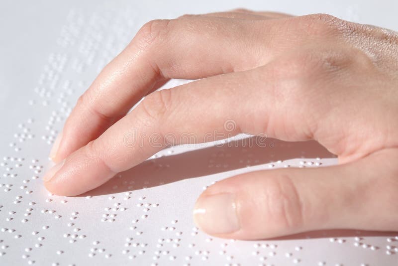 De tekstlezing van braille royalty-vrije stock foto De tekstlezing van braille royalty-vrije stock foto