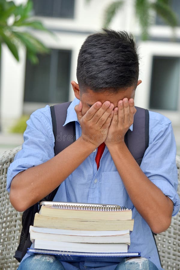 De teleurgestelde Persoon van de Universiteitsminderheid stock afbeeldingen De teleurgestelde Persoon van de Universiteitsminderheid stock afbeeldingen