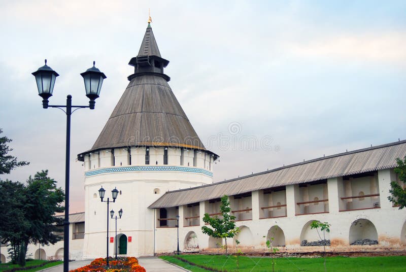 De toren en de muur van het Kremlin royalty-vrije stock afbeelding De toren en de muur van het Kremlin royalty-vrije stock afbeelding