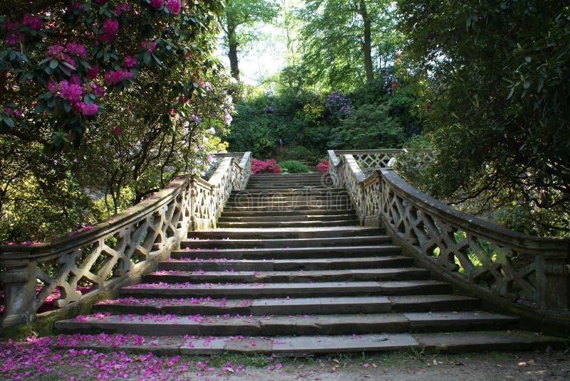 De trap van de tuin van het Heverkasteel in Engeland stock foto De trap van de tuin van het Heverkasteel in Engeland stock foto