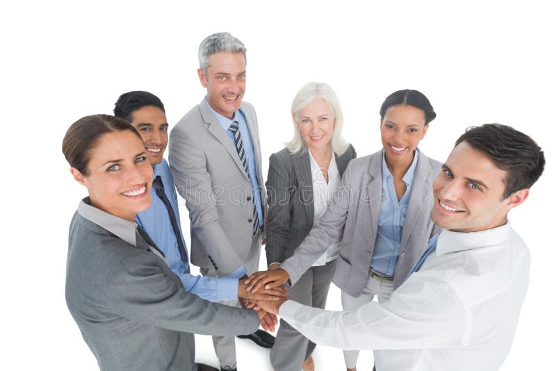 De uitvoerende macht die handen samen in bureau houden royalty-vrije stock foto De uitvoerende macht die handen samen in bureau houden royalty-vrije stock foto