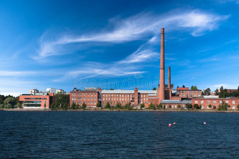 De Universiteit van Vaasa in de oude fabrieksbouw