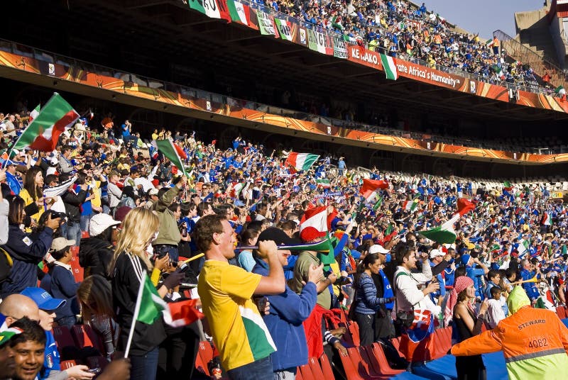 De Verdedigers van het voetbal - WC 2010 van FIFA royalty-vrije stock afbeelding De Verdedigers van het voetbal - WC 2010 van FIFA royalty-vrije stock afbeelding