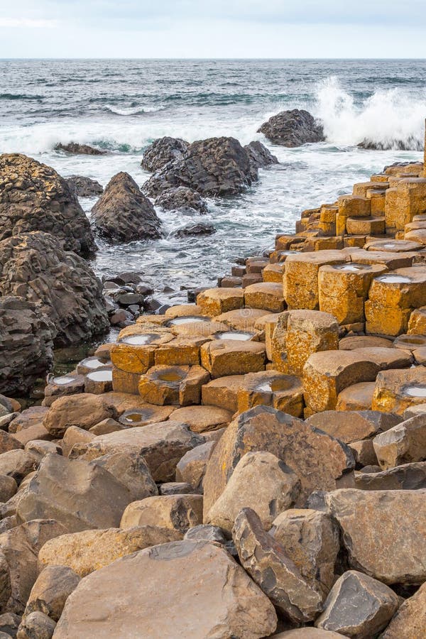 De Verhoogde weg van de reus, Noord-Ierland stock afbeeldingen De Verhoogde weg van de reus, Noord-Ierland stock afbeeldingen
