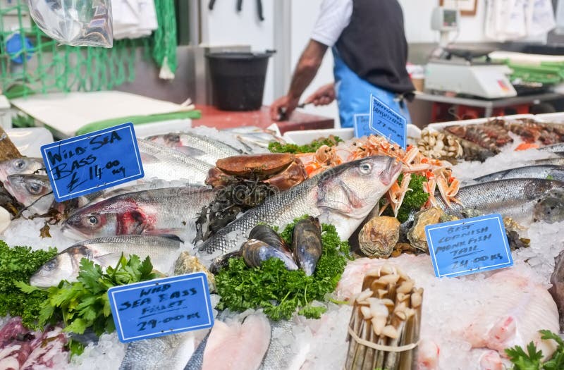De verse Marktkraam van Vissen stock afbeelding De verse Marktkraam van Vissen stock afbeelding
