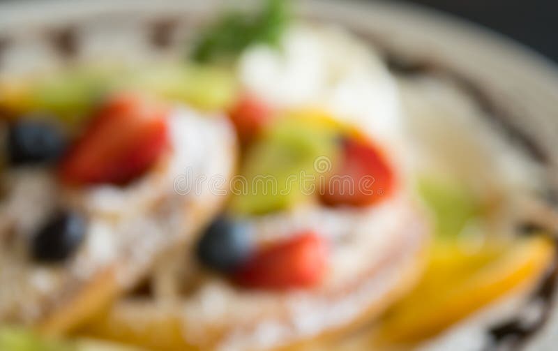 De vertroebelende Bosbes Kiwi Fruity Waffle Dessert Background van de Stijlaardbei voor Ontwerp 2 stock afbeelding De vertroebelende Bosbes Kiwi Fruity Waffle Dessert Background van de Stijlaardbei voor Ontwerp 2 stock afbeelding