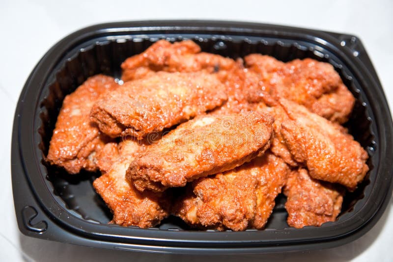 Buffalo wings, hot wings, chicken wings, or wings are chicken wing sections and wing drummettes that are often but not always fried and then almost always coated in sauce. Buffalo wings, hot wings, chicken wings, or wings are chicken wing sections and wing drummettes that are often but not always fried and then almost always coated in sauce.