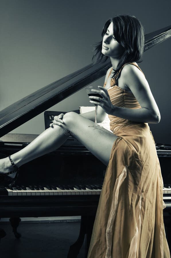 De vrouw van de piano