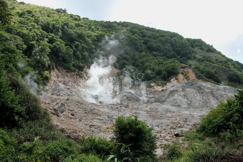 Vulkaan La Soufrière stock fotografie