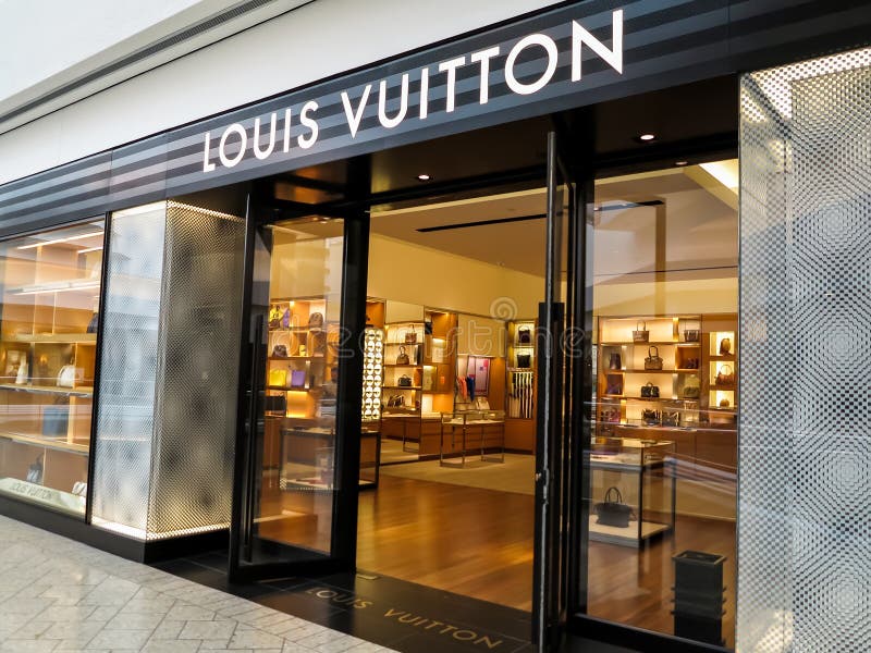 De Winkel Van Louis Vuitton Redactionele Afbeelding - Afbeelding bestaande uit bedrijf, amerika ...