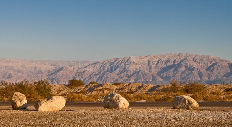 Bergwoestijn royalty-vrije stock afbeeldingen
