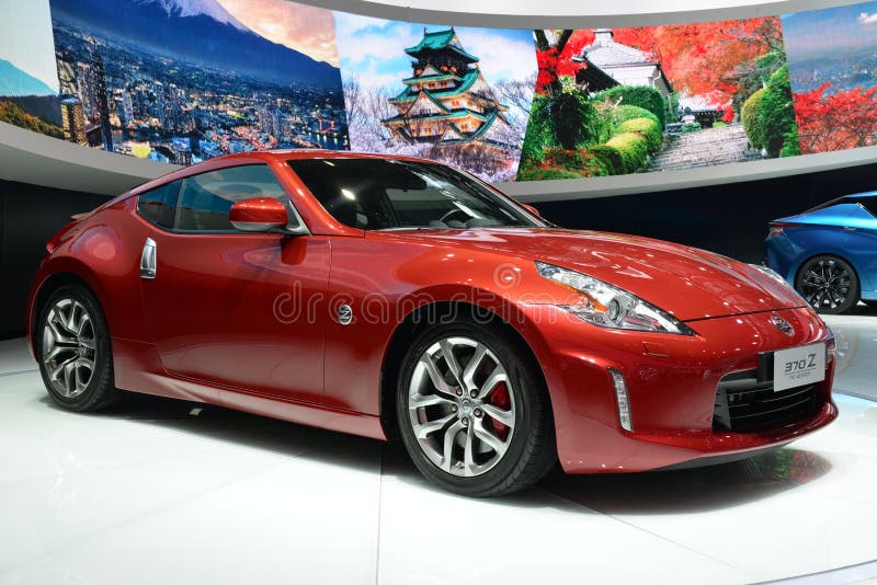De zaalauto van NISSAN 370Z stock afbeeldingen De zaalauto van NISSAN 370Z stock afbeeldingen
