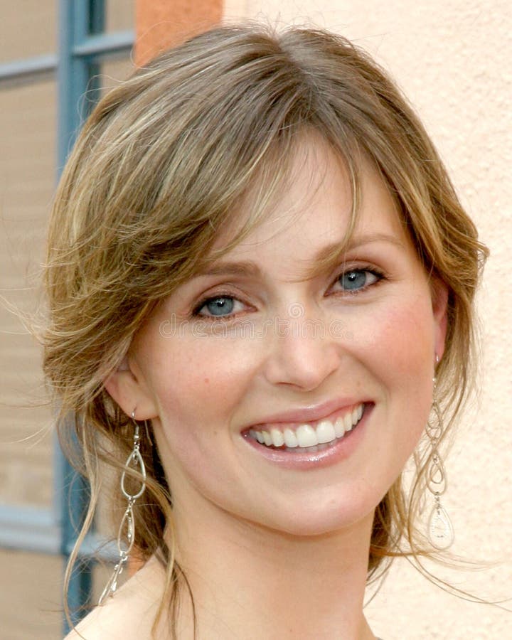 Deanna Brooks editorial photo. Image of night, deanna - 27525646