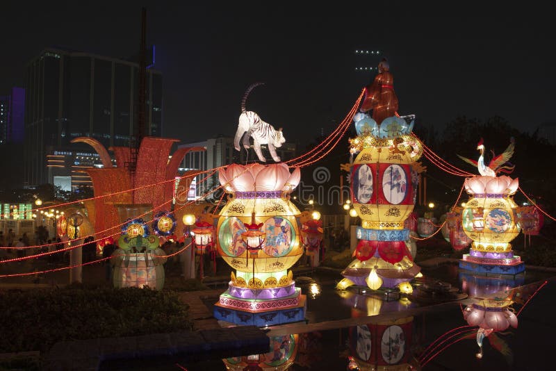 11 Deb 2006 Chinese lantern for Chinese new year in Hong Kong city