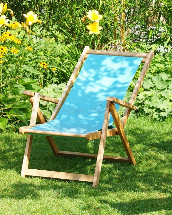 Deckchair auf der Bucht stockbild. Bild von hafen, ruhe 31111407