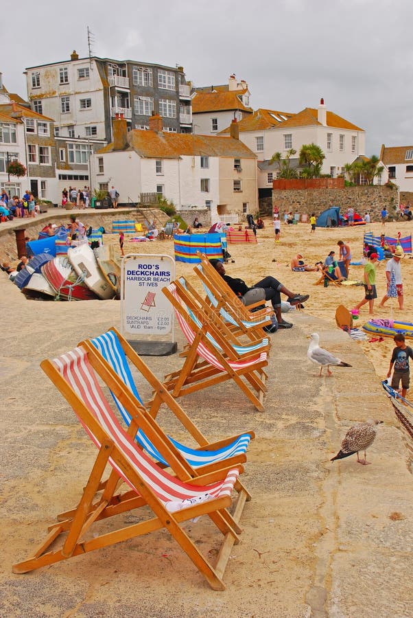 Deckchair voor Huur bij St Ives Cornwall royalty-vrije stock fotografie Deckchair voor Huur bij St Ives Cornwall royalty-vrije stock fotografie