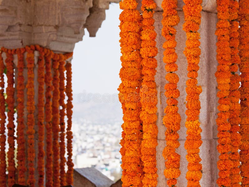 Itaca Manifiesto anchura Decoración Floral India De La Boda Foto de archivo - Imagen de hinduismo,  margarita: 103942842