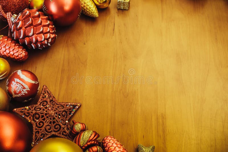 Decoración de la Navidad sobre TableBackground de madera Concepto del vintage imagenes de archivo Decoración de la Navidad sobre TableBackground de madera Concepto del vintage imagenes de archivo
