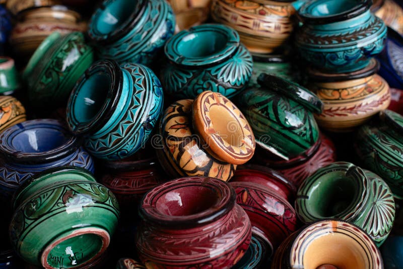 Decorated ashtrays and traditional morocco