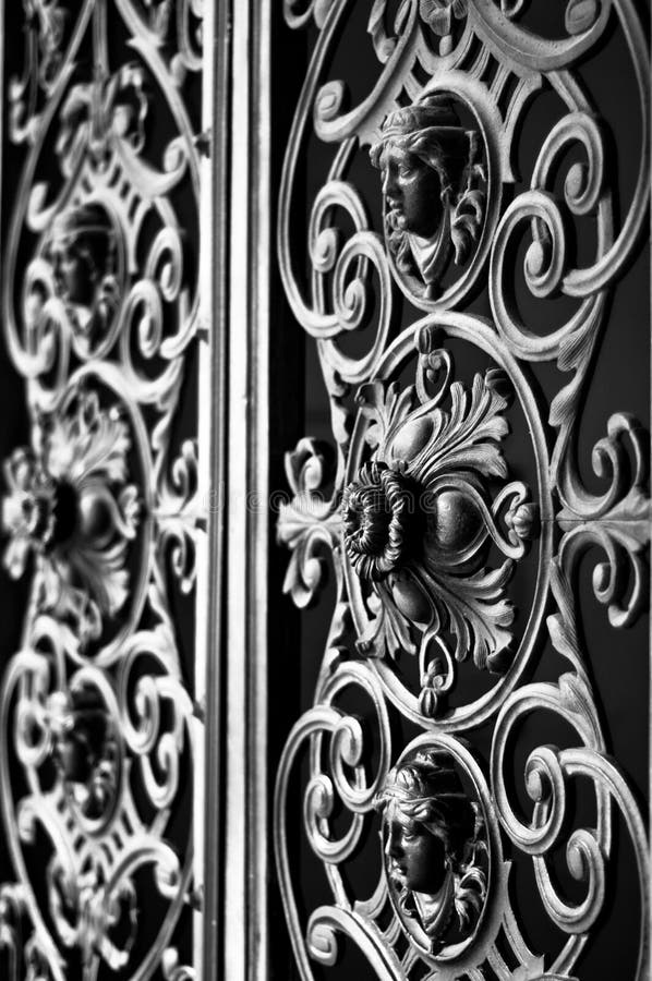 Decorative metal gate