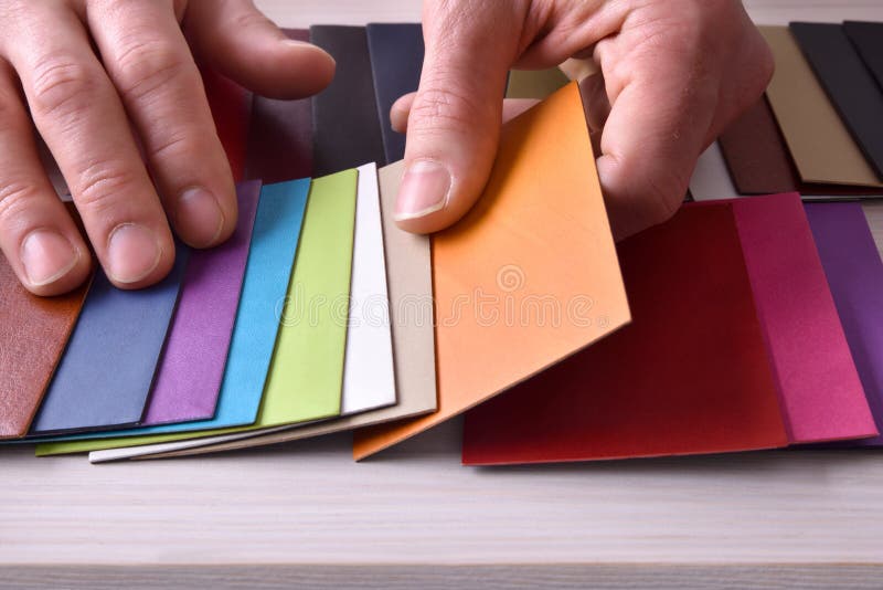 Decorator patrzeje dla materiałów dla wewnętrznego projekta projekta elev zdjęcia stock Decorator patrzeje dla materiałów dla wewnętrznego projekta projekta elev zdjęcia stock