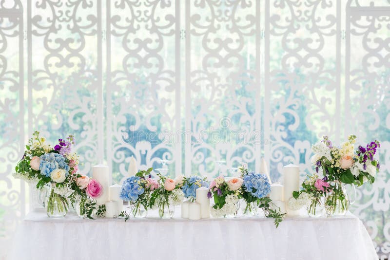 Decorazione della tavola di nozze fotografia stock Decorazione della tavola di nozze fotografia stock