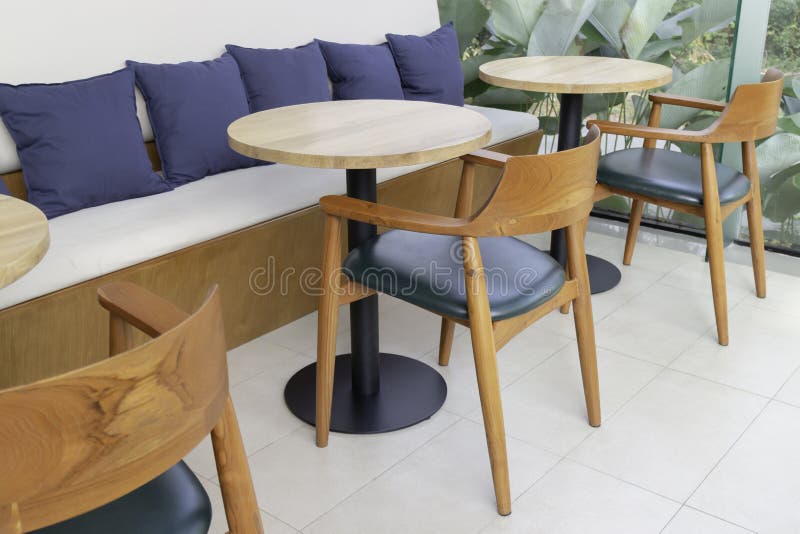 Decorazione minima in stile caffetteria. Decorazione in stile minimo di una caffetteria