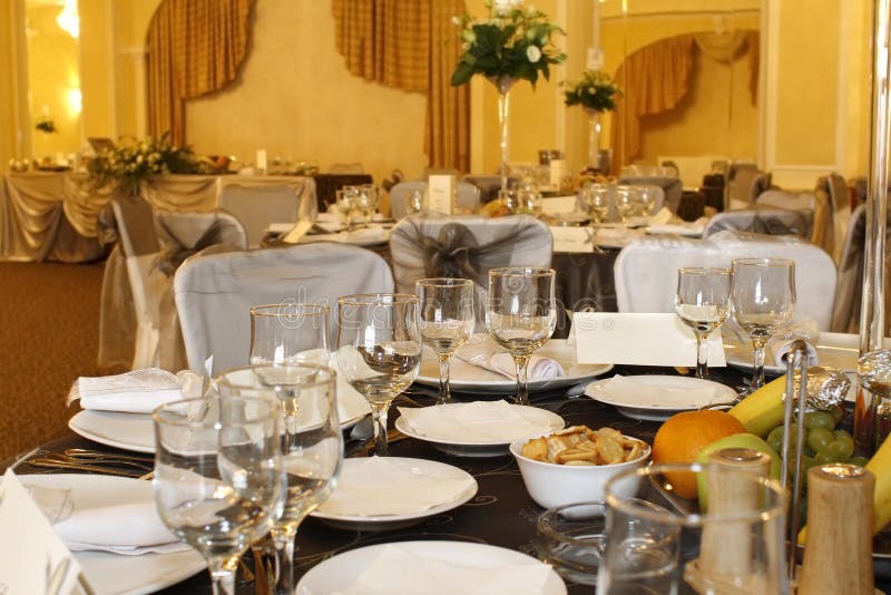 Decorazioni del partito per pranzo corporativo immagini stock libere da diritti Decorazioni del partito per pranzo corporativo immagini stock libere da diritti