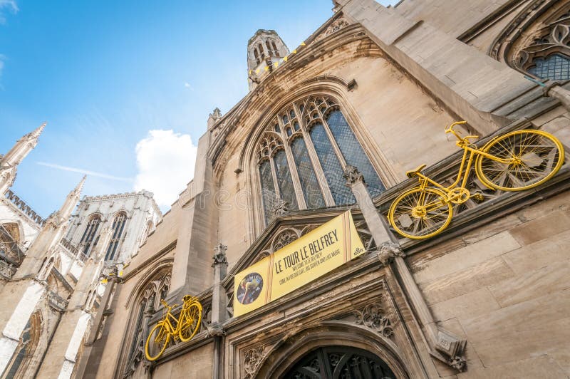 Decorações do Tour de France em York, Reino Unido imagens de stock royalty free
