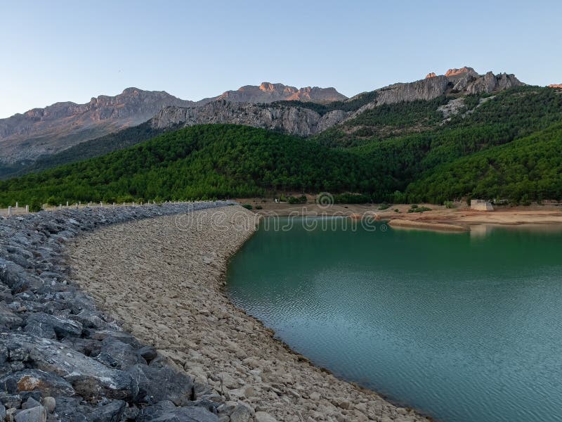 Decrease in the Level of Agricultural Irrigation Water in Dams and