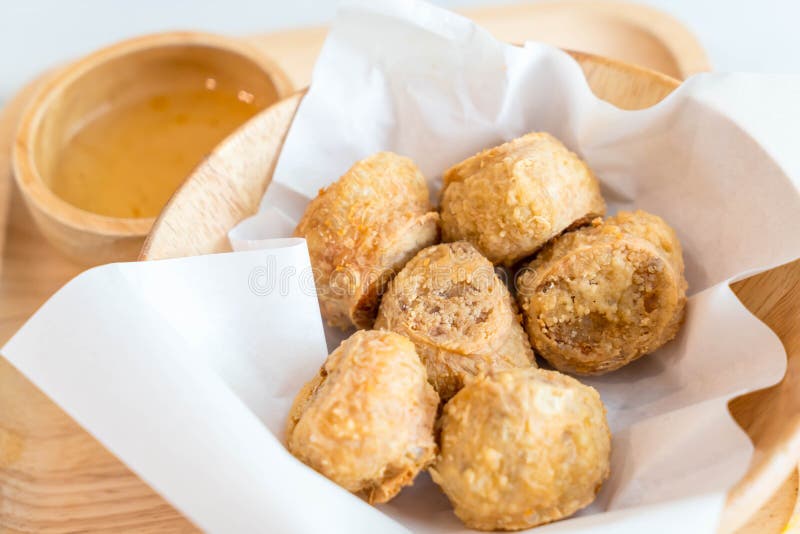 Deep fried crab roll stock image. Image of plate, delicious 103910441