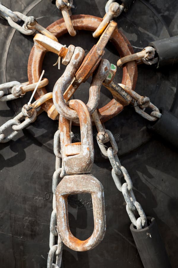 Defensas De Goma Para Las Naves Imagen de archivo Imagen de defensa