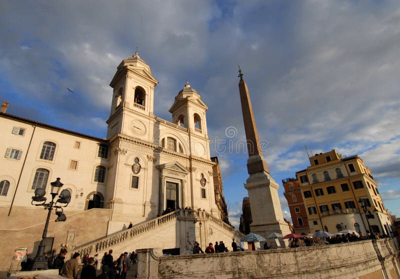 Dei Monti de Trinita en Roma foto de archivo Dei Monti de Trinita en Roma foto de archivo