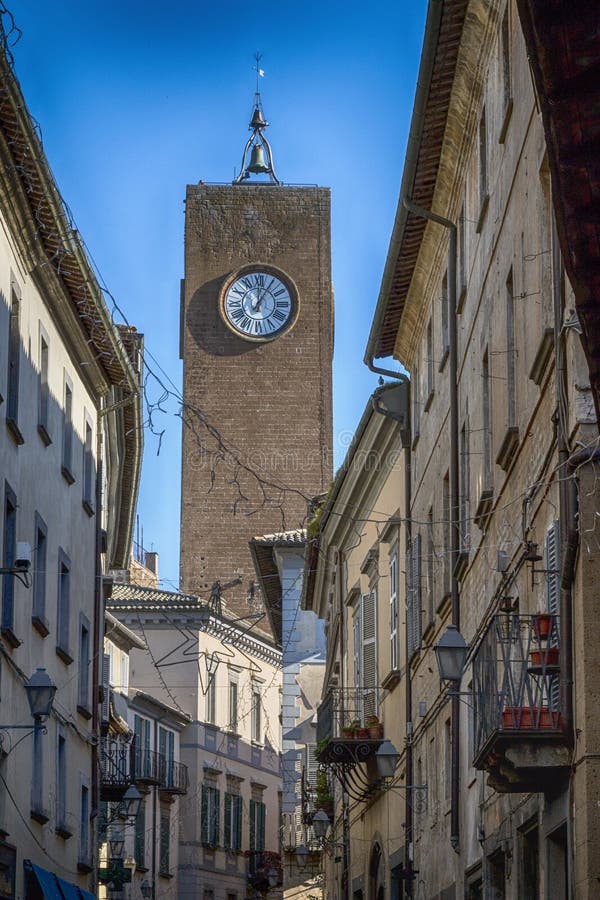 Dei Sette de Palazzo avec la tour de Moro photo stock Dei Sette de Palazzo avec la tour de Moro photo stock