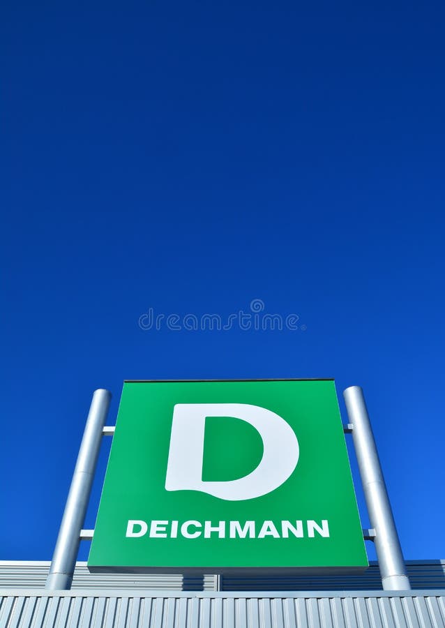 Deichmann Image of consumer, retail - 98189351