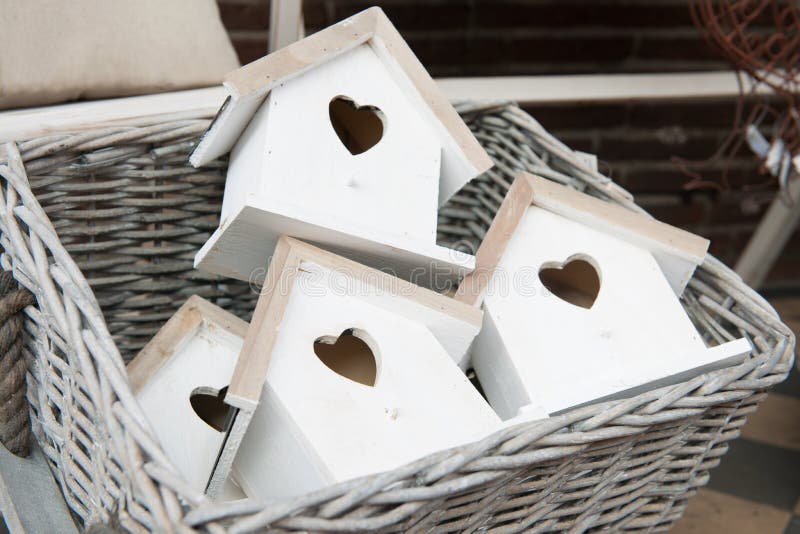 Vogelhäuser stockbild. Bild von viele, vogel, outdoor ...
