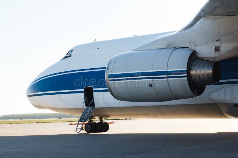 Del av stora härliga passagerareflygplan royaltyfri fotografi Del av stora härliga passagerareflygplan royaltyfri fotografi