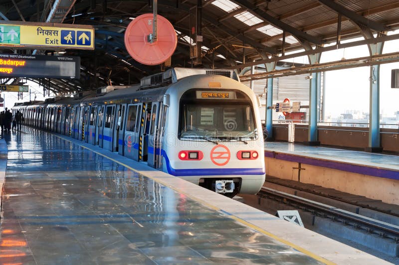 Delhi tunnelbanastation royaltyfria bilder Delhi tunnelbanastation royaltyfria bilder