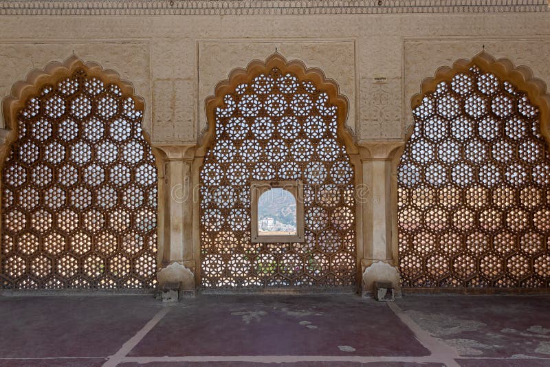 Delicately Carved Jali Perforated Stone or Latticed Screen of Sheesh Mahal,  Amber Palace, Jaipur, Rajasthan Stock Photo - Image of attraction,  architecture: 210172404