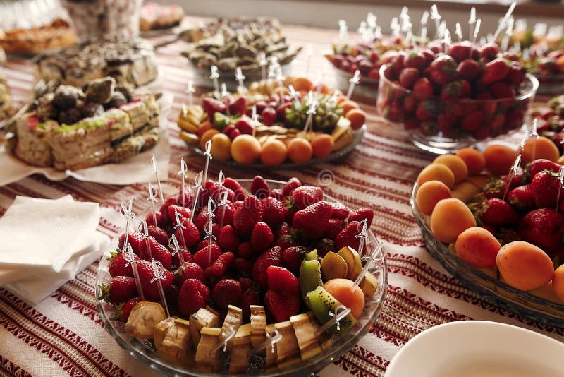 Delicious Fruit Table at Wedding Reception, Luxury Catering in R Stock ...